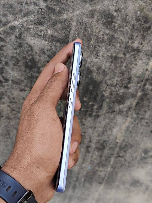 Redmi Note 13 pro plus better than Note 14 pro vivo v40e 4