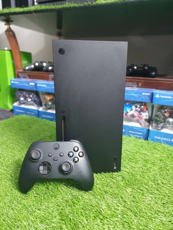 Xbox series x 1tb sealed with games 2