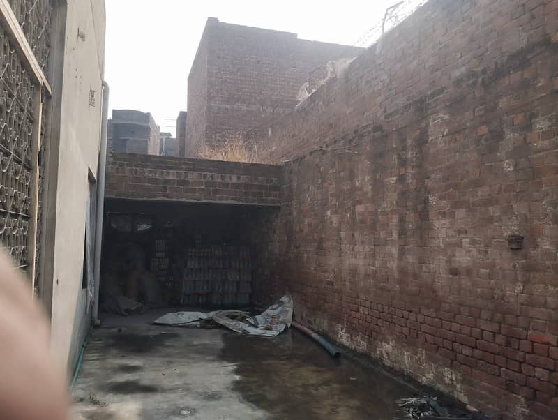 16.5 Marla House For Sale in Kotli Abdur Rehman Lahore 3