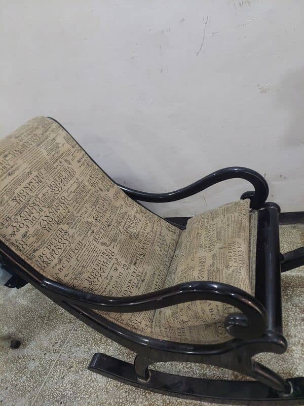 Rocking Chair Heavy Wood Heavy Duty 4