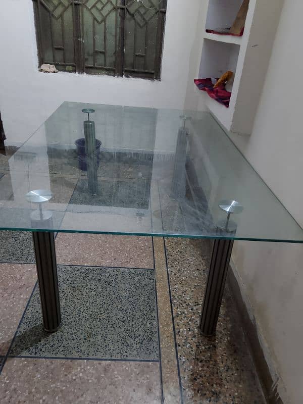 Dinning Table Glassed 1