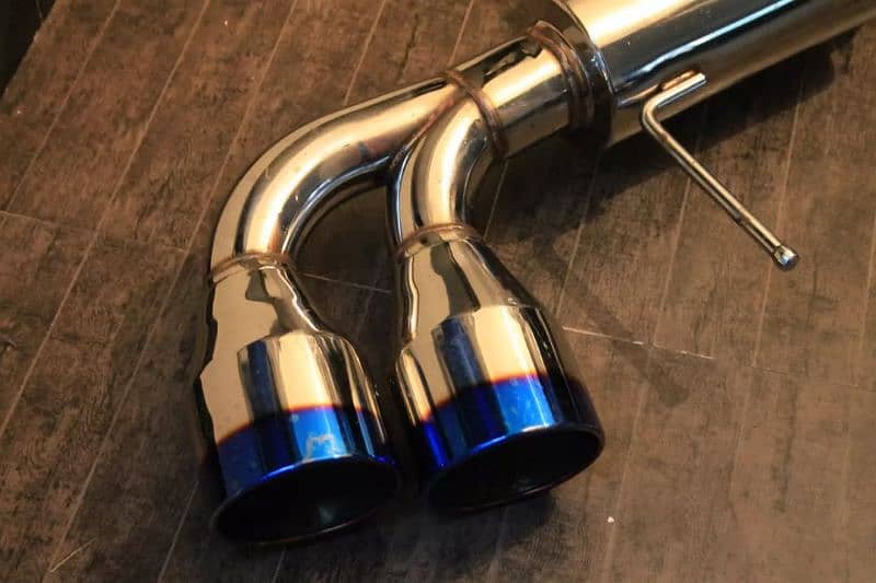 NISSAN SKYLINE GTR R35 EXHAUST 3