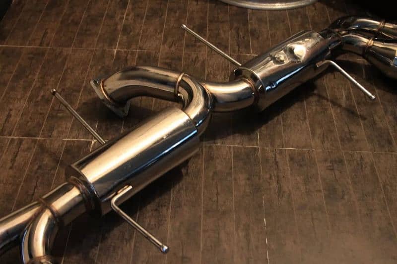 NISSAN SKYLINE GTR R35 EXHAUST 5