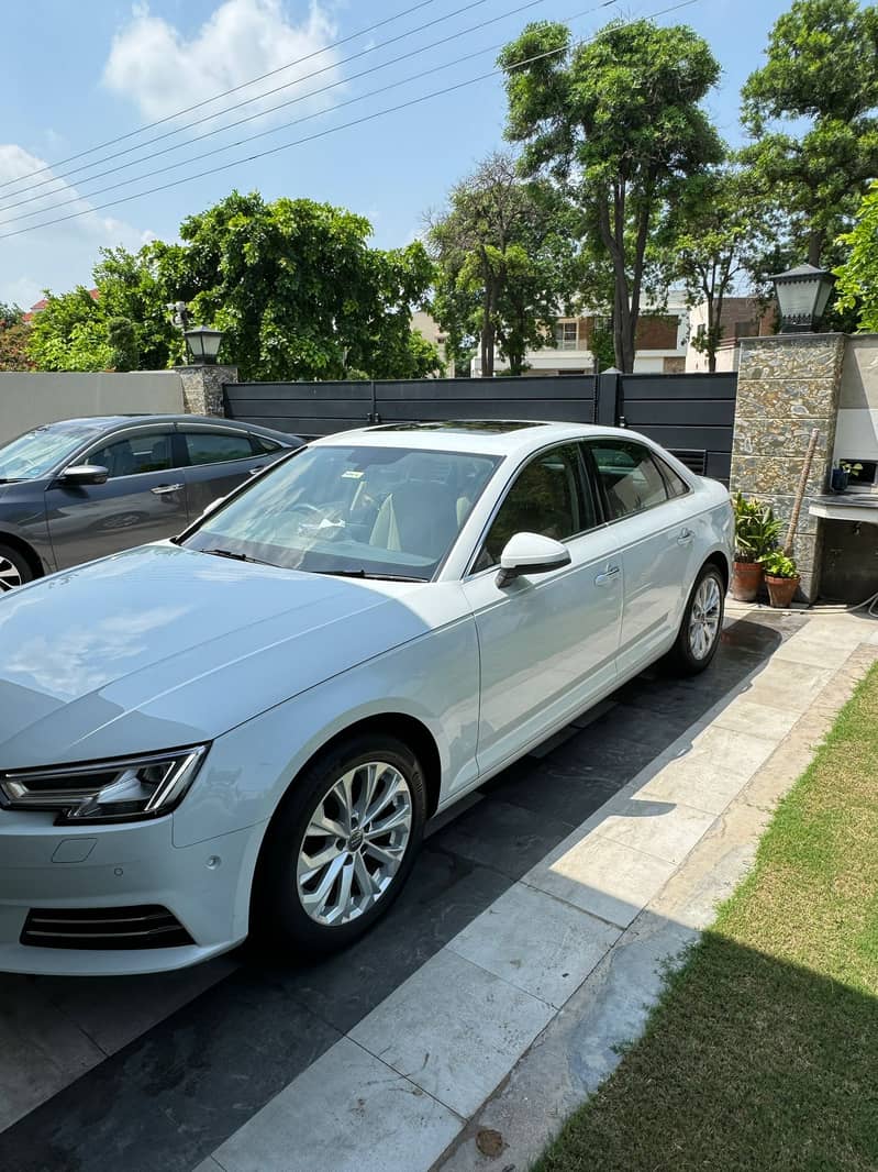 Audi A4 2018 5