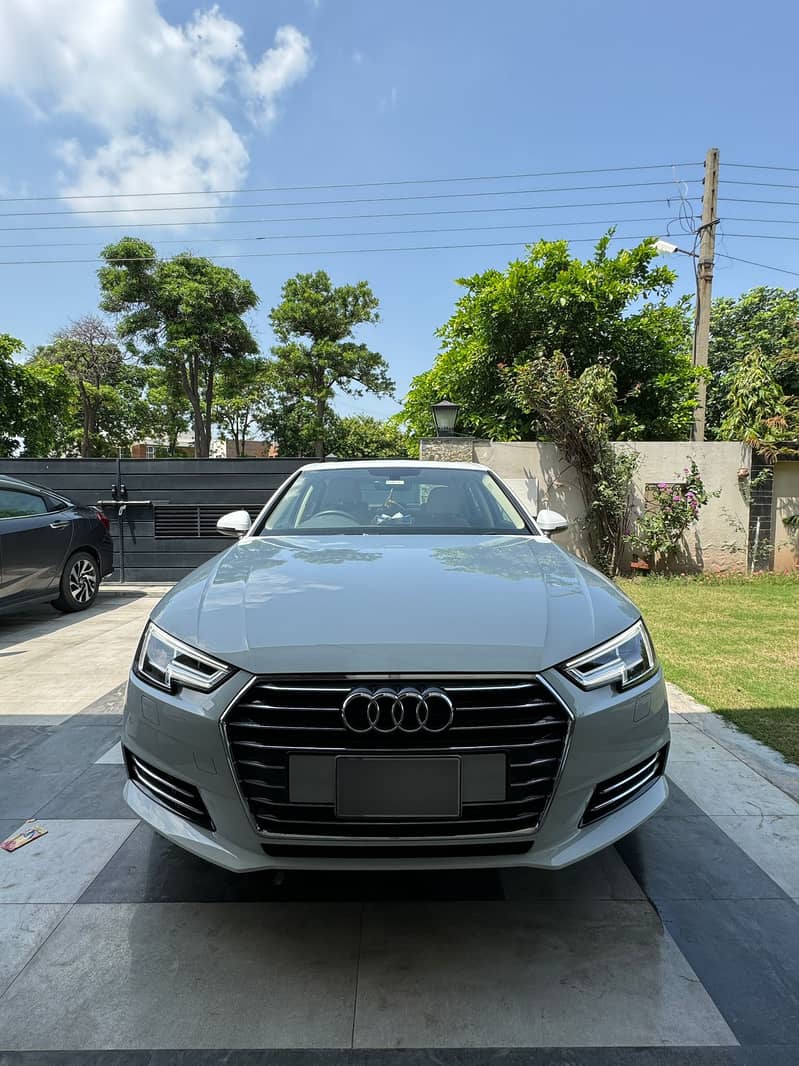 Audi A4 2018 10