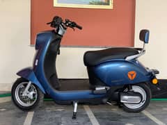 Yadea M3 Electric Scooter brand new APL