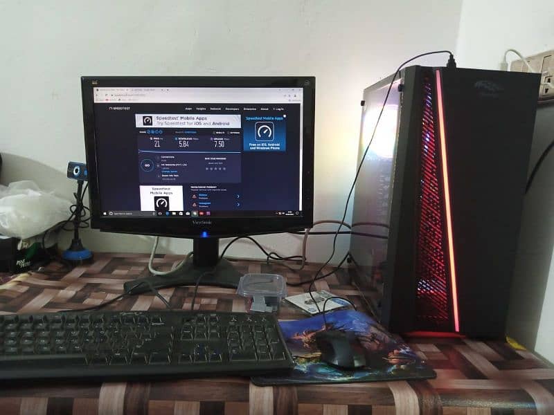 gameing PC only 5 month use 2