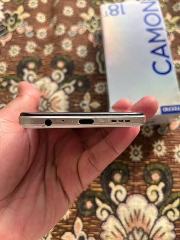 Tecno Camon 18 T 1