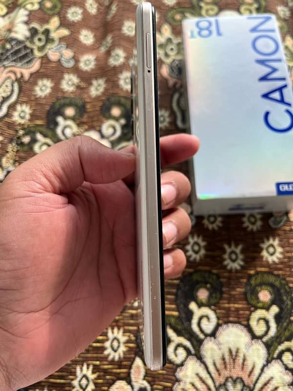 Tecno Camon 18 T 4