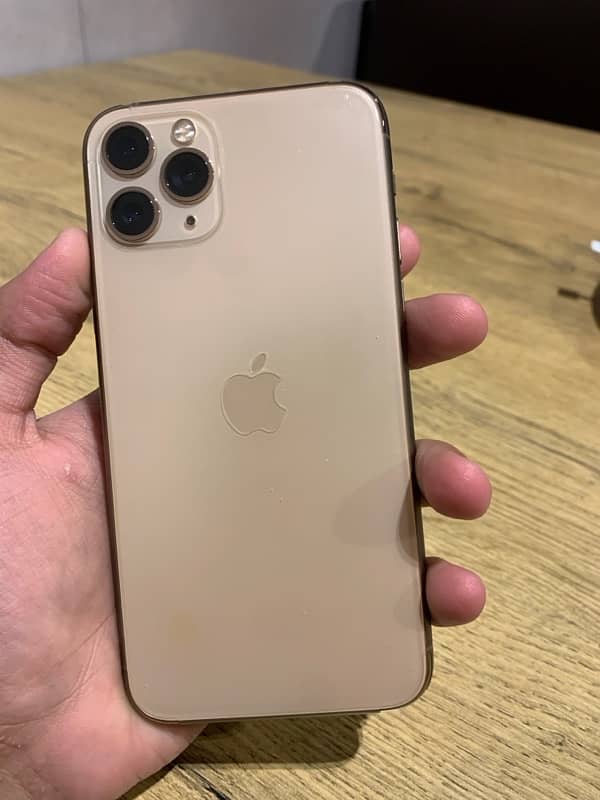 IPhone 11 Pro 64 gb with box available . Non pta . 10 by 10 6