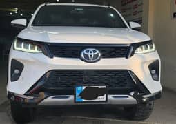 Toyota Fortuner Legender 2022/23