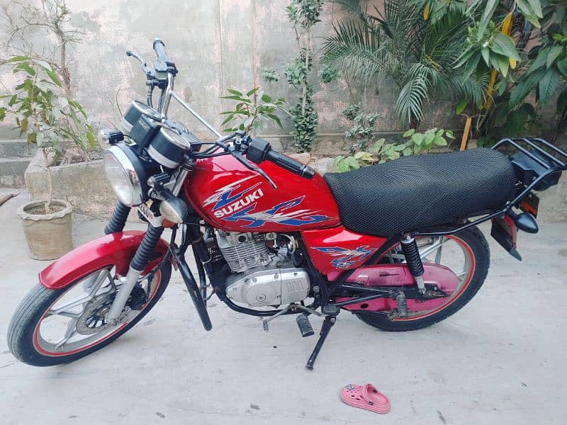 Suzuki gs 150 se 0