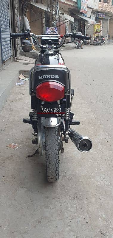 honad 125 just like new 0