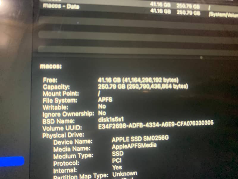 MacBook Pro 2015 13inch 8/256 7