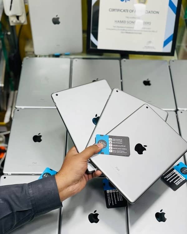 BULK QUANTITY, Apple ipad, pro, air, gen,mini series 1