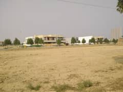 Precinct 3 Ideal Location Residential plot of 152 Square Yards near Main Jinnah Avenue, Bahria Town Karachi