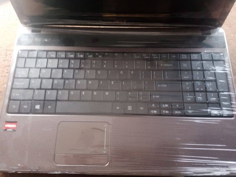 acer laptop core i3.1st 1