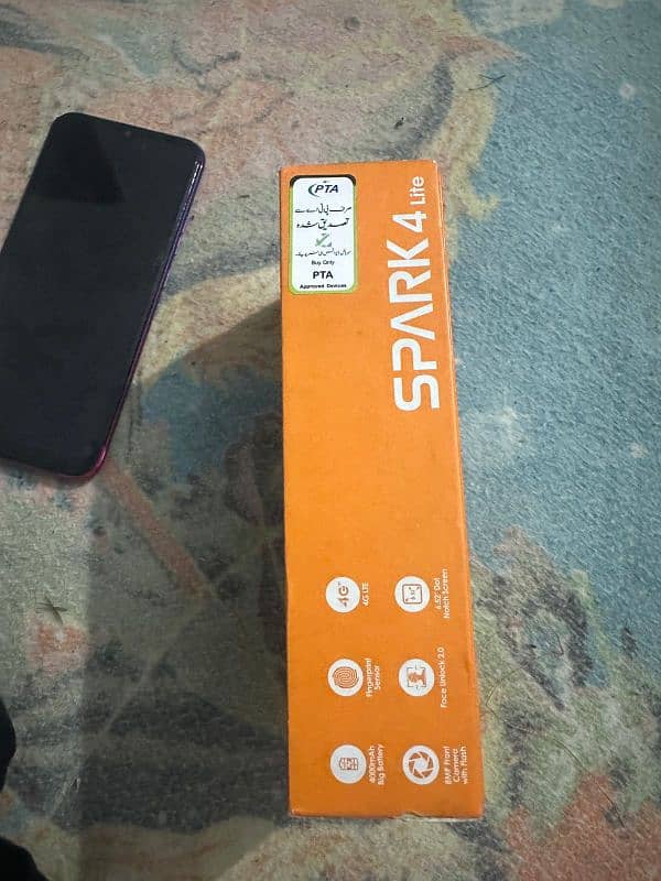 Tecno Spark 6 Go in Good Condition 3