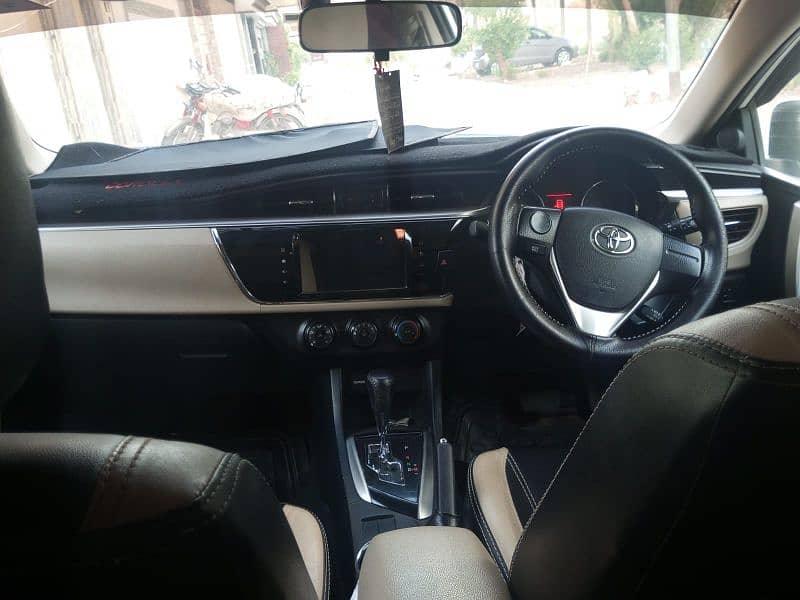 Toyota Altis Grande 2016 12