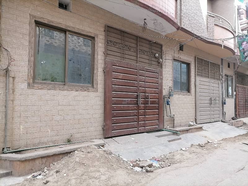 5 Marla House In Shoukat Town For Sale 2