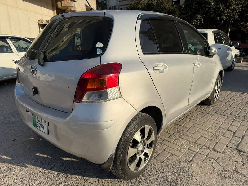 Toyota Vitz 2010 2