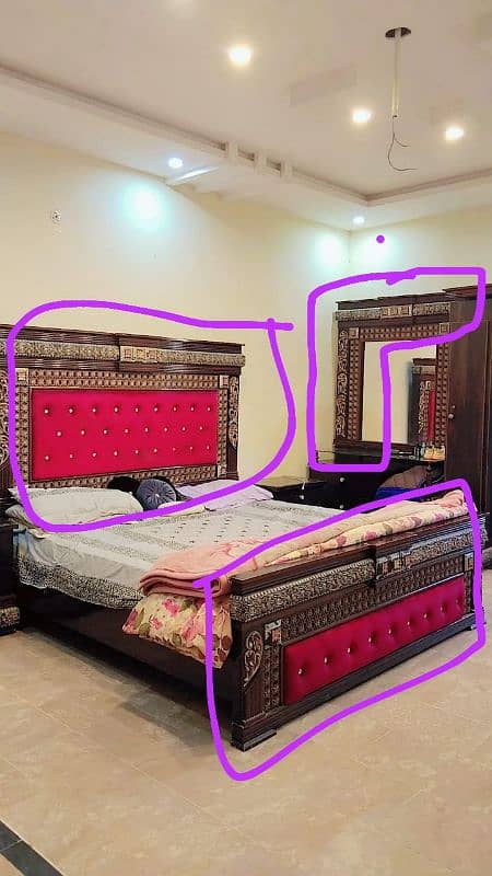 bed Sofa chairs poshish repair Apki Jagan per 4