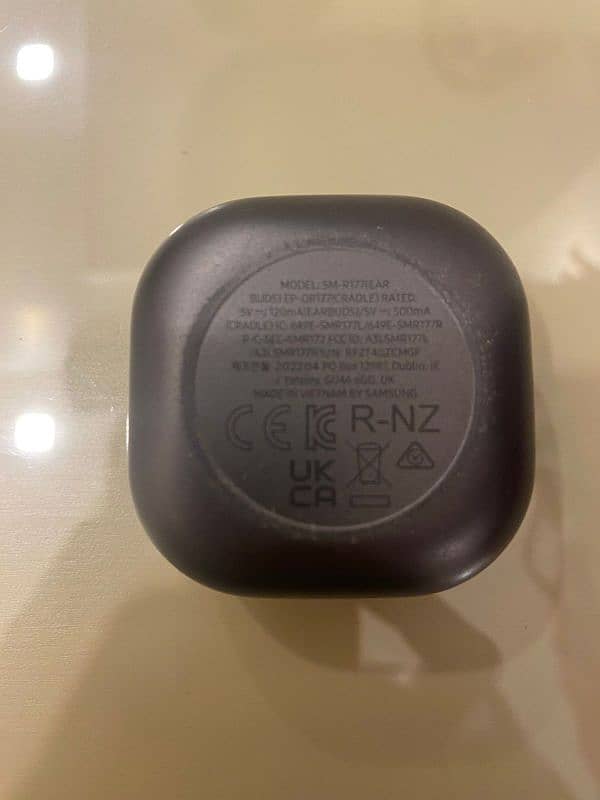 Samsung Galaxy buds 2 100% original not a single fault 2