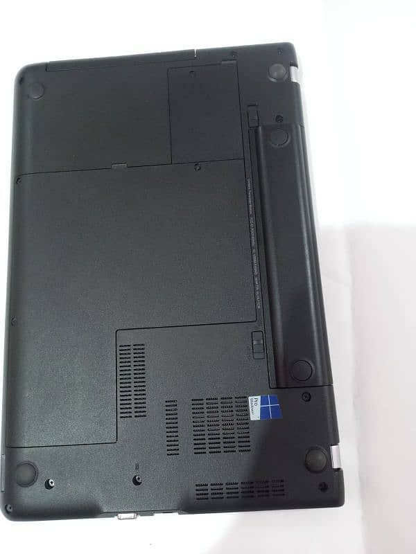 Lenovo Thinkpad E560 6