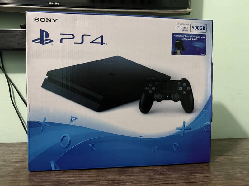 URGENT SALE PS4 SLIM 500GB WITH TWO CONTROLLER 0