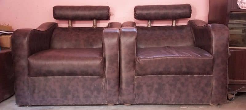 3 seater + 2 single seater- good condition sofa set 3