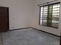 7 Bed Double Story House For Rent on 25 Marla