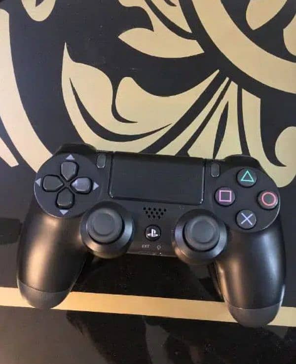 PS4 Slim 500Gb | 2 Controllers | Complete Box 3