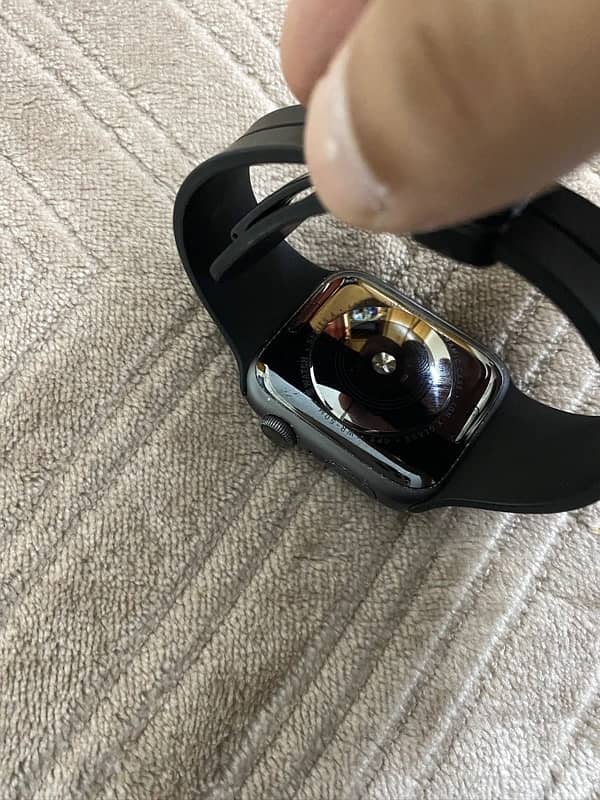 apple watch series 4 44mm 7