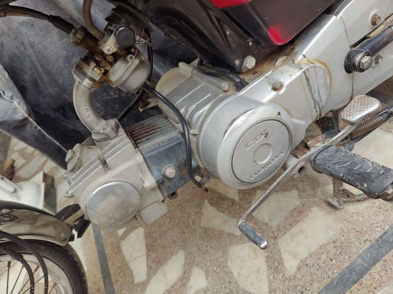 Honda cd70 for urgent sale 3