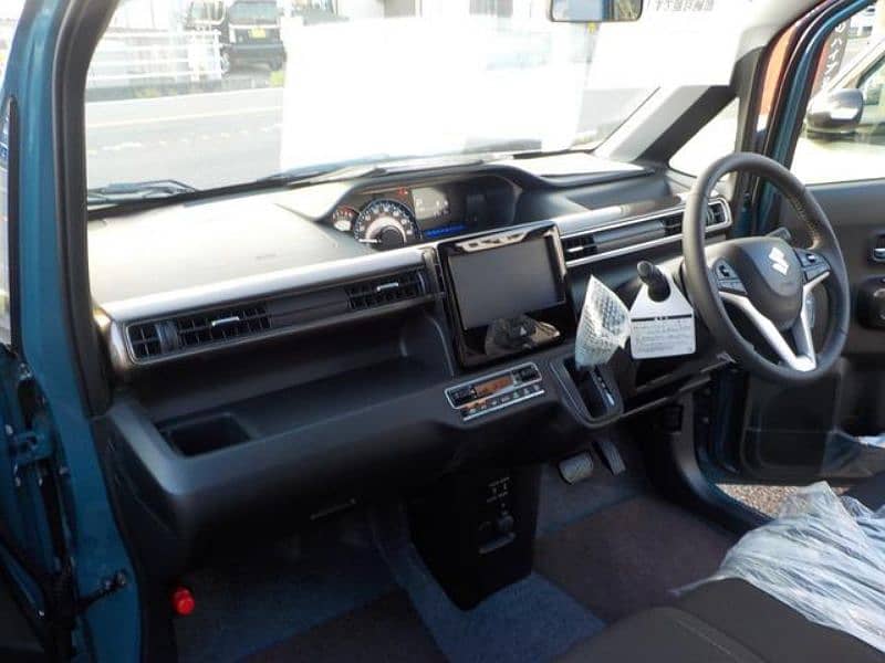 Suzuki Wagon R 2022 14