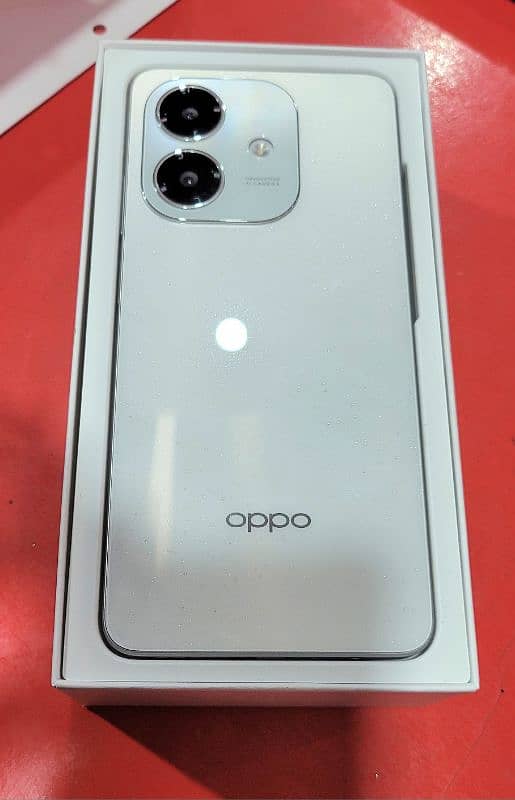 OPPO A3 6/256 GB 0