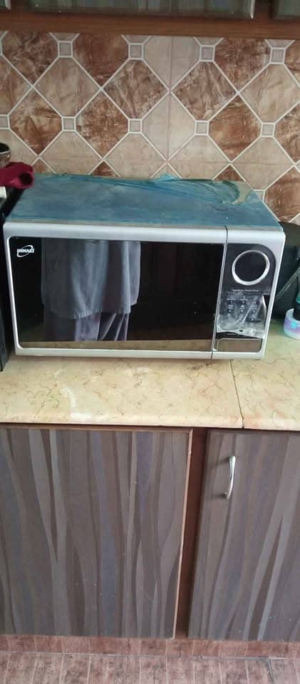 Microwave Oven FOR SALE 1