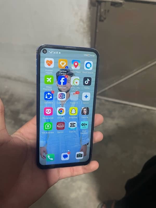 Huawei Nova 5t,  8/128.  PTA Approved 5