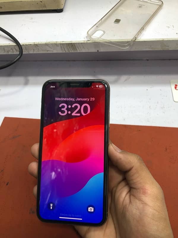 iPhone xs whaterpack 64gb 10by10 battery halt 76 5