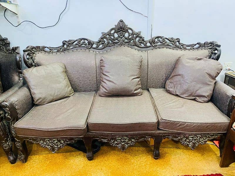 crown sofa set 1