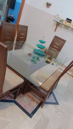 Dinning Table with 6 Chairs