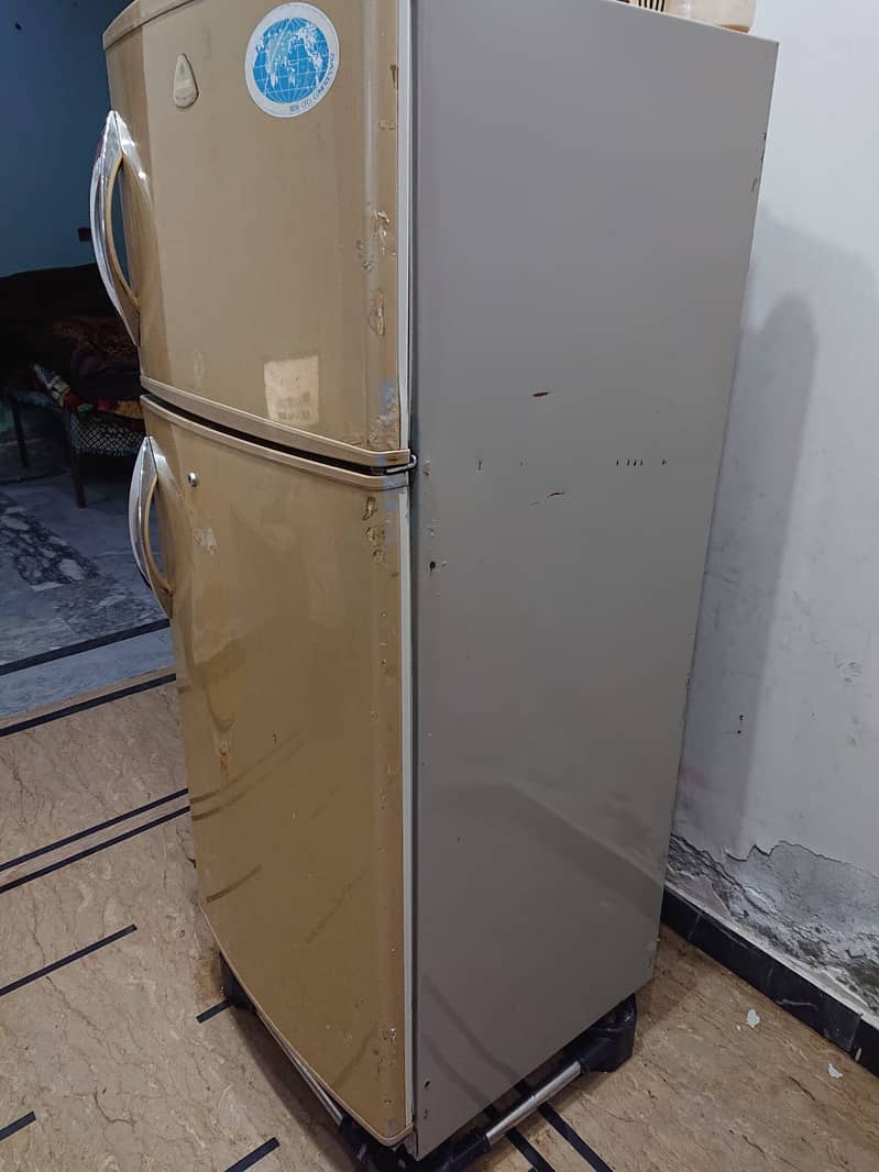 Sanyo Fridge for Sale 5