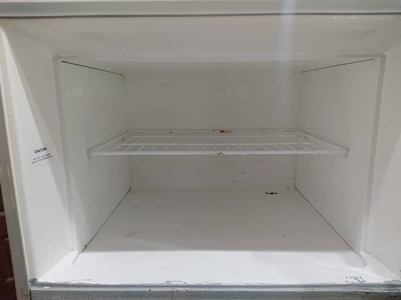 Sanyo Fridge for Sale 6