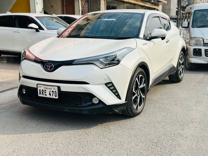 Toyota C-HR G Led 2018 / 24 1