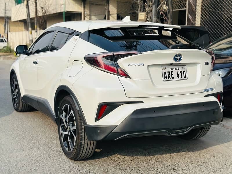 Toyota C-HR G Led 2018 / 24 4