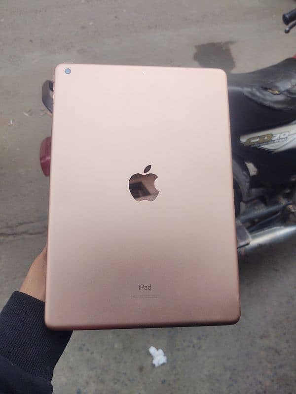 I pad 7series 32 gb rose gold 0