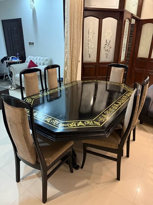 Dinning Table Six Seater 0