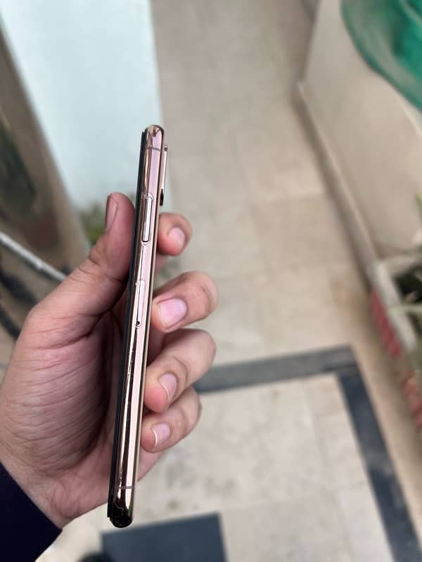 iPhone Xs PTA Approved 6