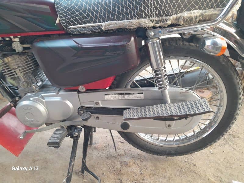 Honda 125 lush condition 2023 model 6