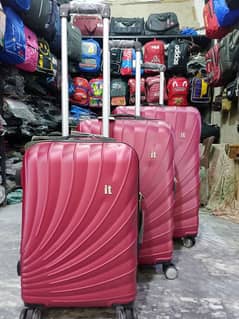 luggage bags new condition 10/10 3 piece